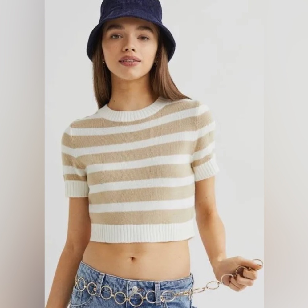 NWT Divided H&M Cropped Striped Short Sleeve Sweater, Tan and White, Size XL